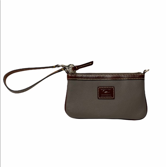 Dooney & Bourke | Belvedere Large Slim Leather Wristlet In Taupe - Picture 3 of 10